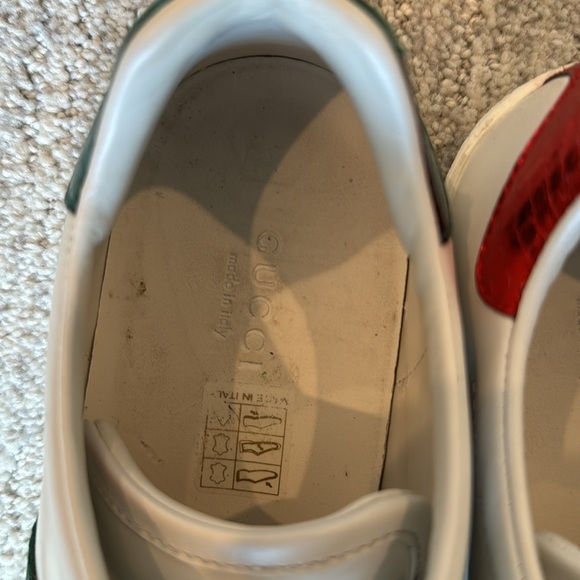 Gucci Ace Sneaker with Bee.  Size 36 - Picture 7 of 9